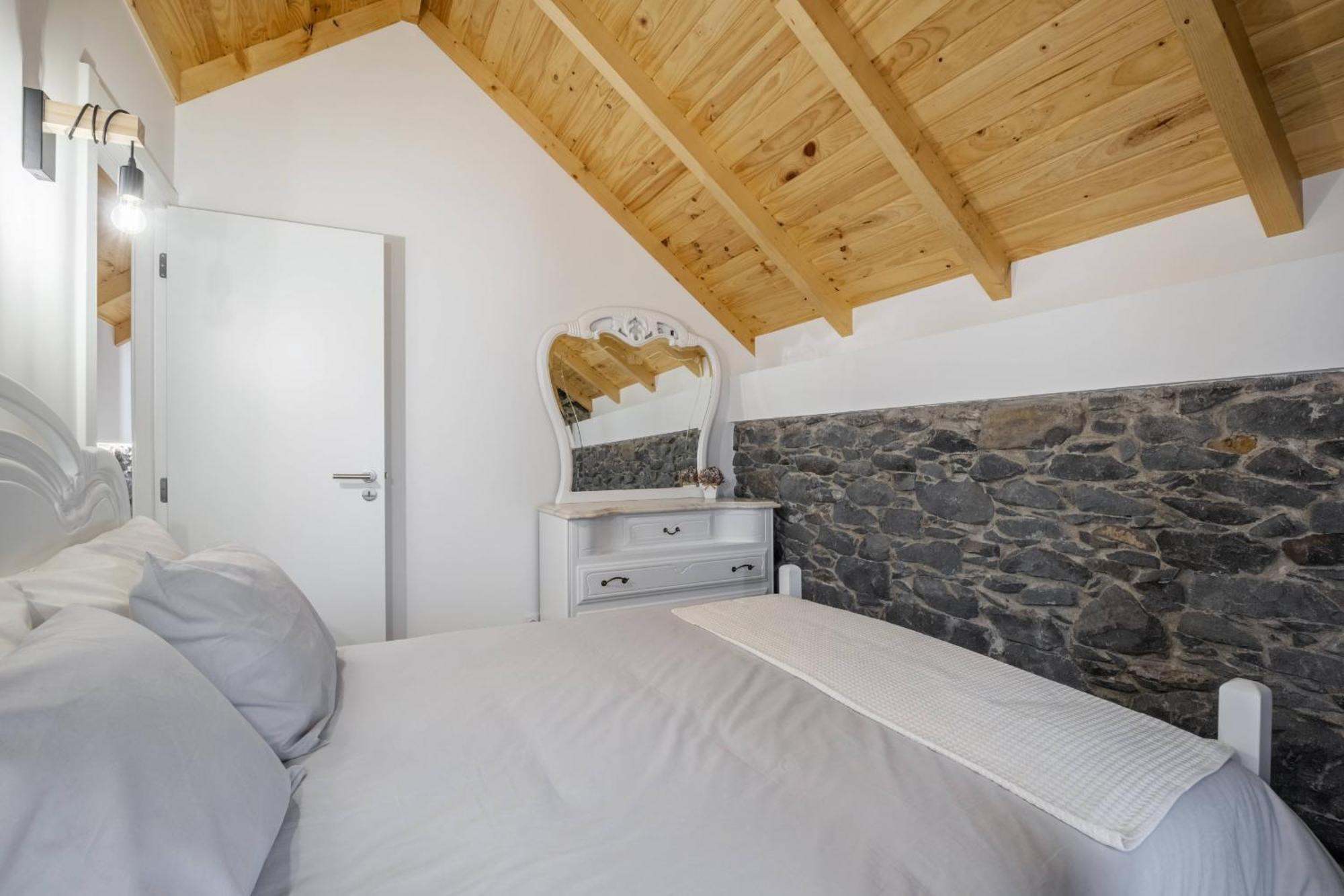 Villa Mountain Retreat By Madeira Sun Travel Porto Moniz Exterior foto