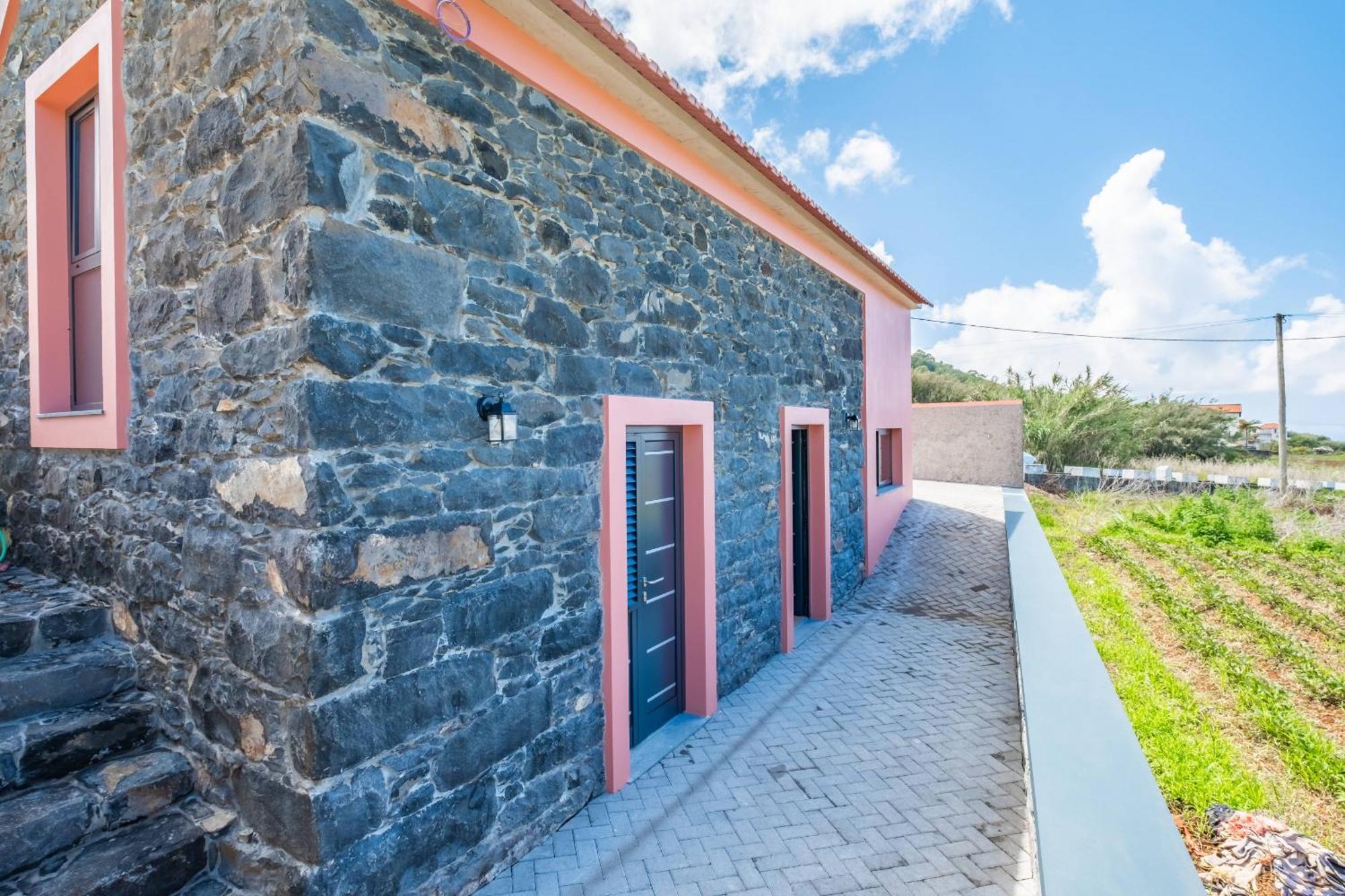 Villa Mountain Retreat By Madeira Sun Travel Porto Moniz Exterior foto
